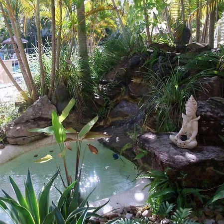 Bay Of Palms Hotel Гоулд Коуст Екстериор снимка
