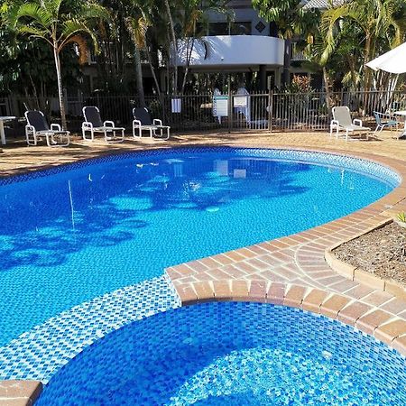 Bay Of Palms Hotel Гоулд Коуст Екстериор снимка