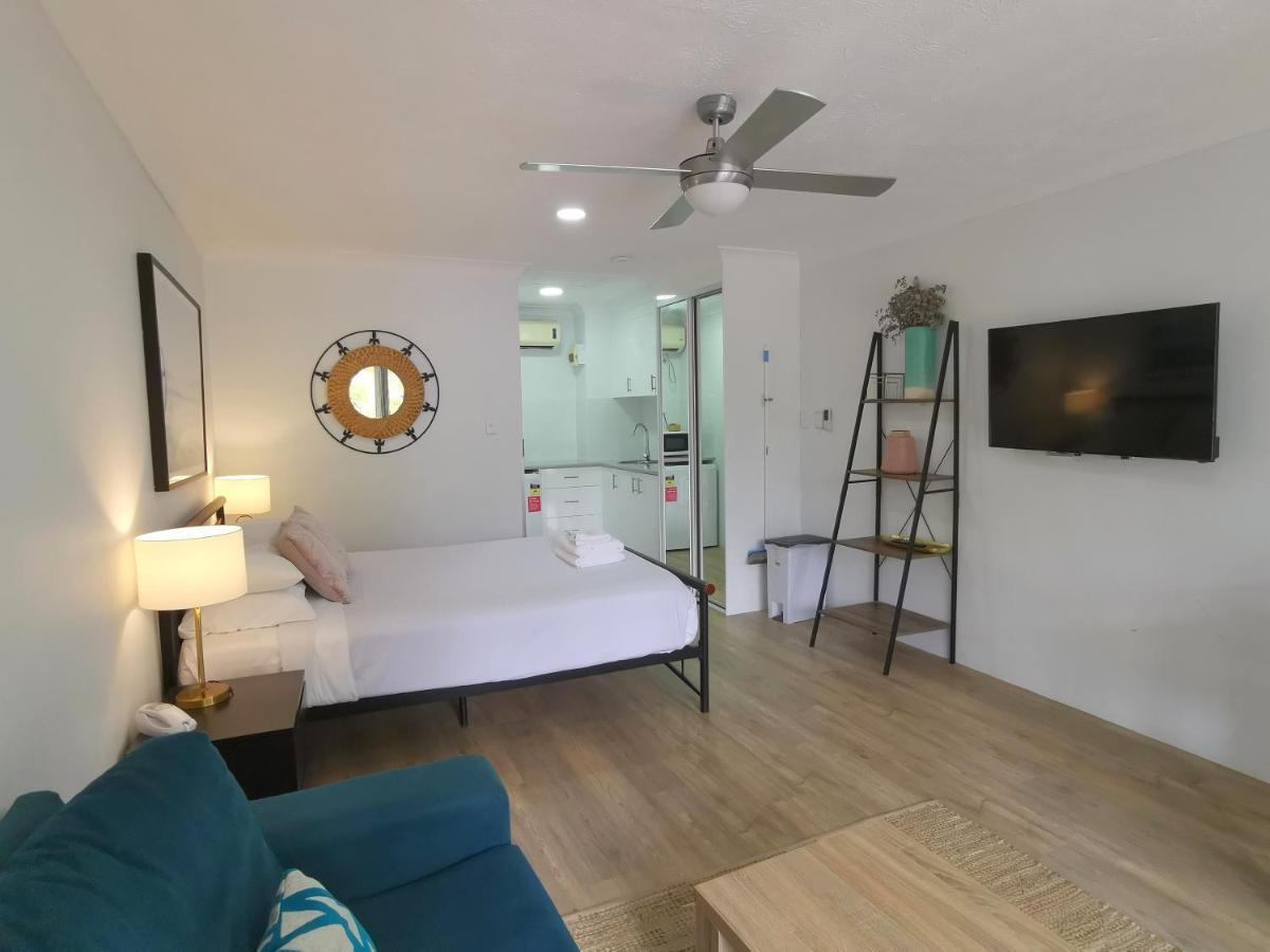 Bay Of Palms Hotel Гоулд Коуст Екстериор снимка