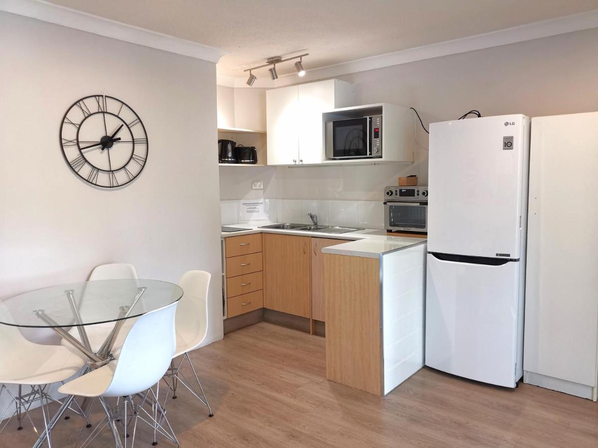 Bay Of Palms Hotel Гоулд Коуст Екстериор снимка