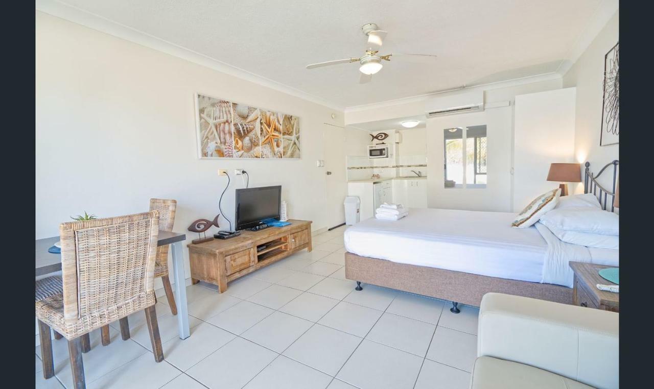 Bay Of Palms Hotel Гоулд Коуст Екстериор снимка