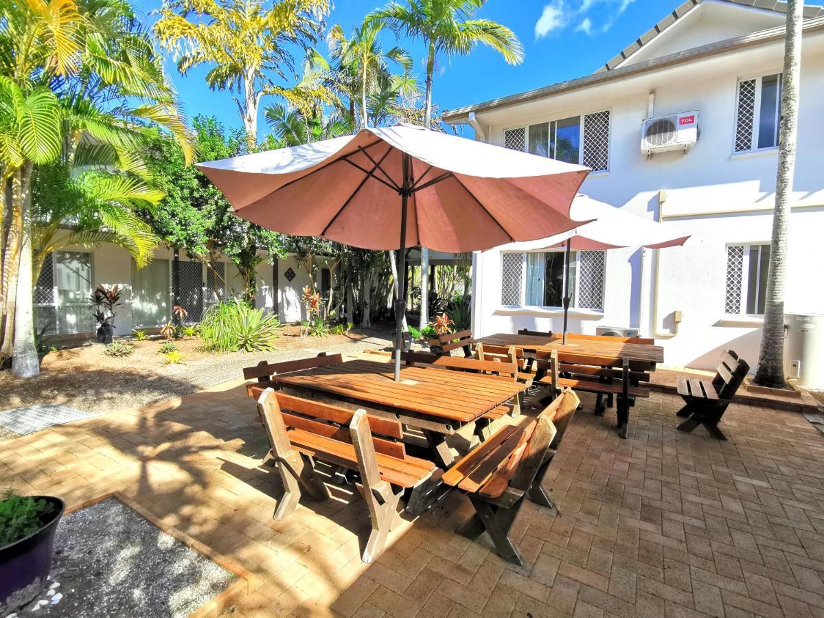 Bay Of Palms Hotel Гоулд Коуст Екстериор снимка